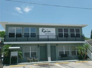 111 145th Ave E APT 4, Madeira Beach, FL 33708