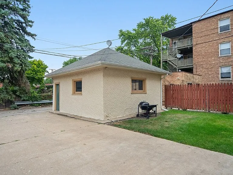 256 Washington Blvd #2 — Photo 13