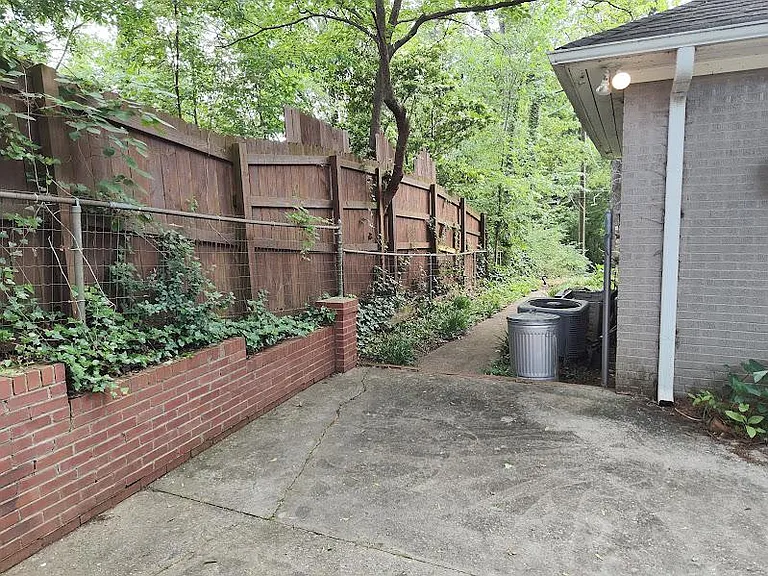 53 Durham St — Photo 17