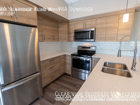 5th image of 98A Sunridge Blvd W #98A