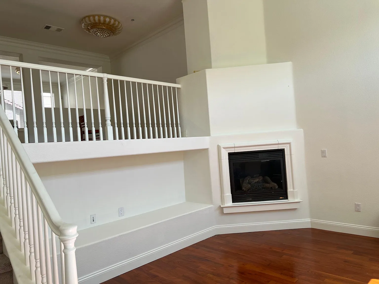 1704 Avenida Elisa — Photo 4