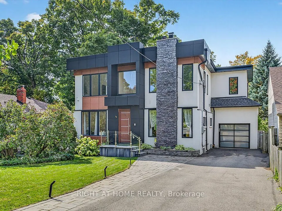 64 Larwood Blvd