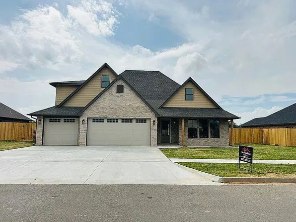 3405 Hogan Dr, Weatherford, OK 73096