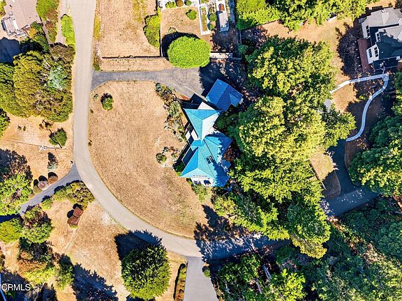 3rd image of 44454 Fernwood Rd