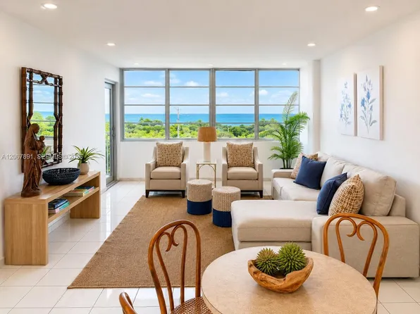 8000 Harding Ave APT 7E, Miami Beach, FL 33141