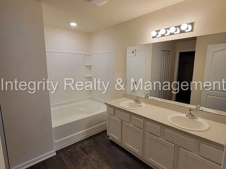 6137 Black Stallion Dr — Photo 4