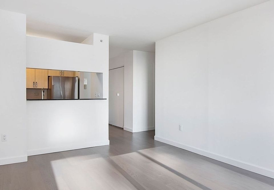 1st image of 561 10th Ave APT 36B