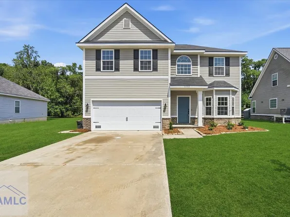1232 Peacock Trl, Hinesville, GA 31313