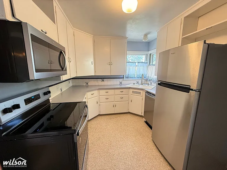 3404 W Yakima Ave — Photo 6