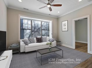 1937 W Nelson St #1W, Chicago, IL 60657