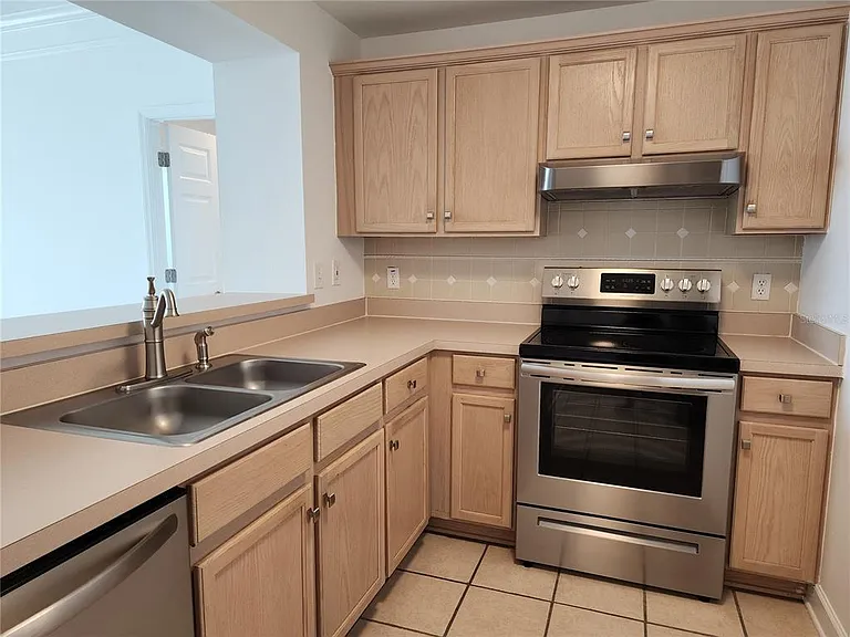 345 Bayshore Blvd #P6 — Photo 9