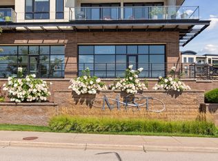 4100 Shoreline Dr #S302, Spring Park, MN 55384