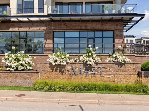 4100 Shoreline Dr #S302, Spring Park, MN 55384