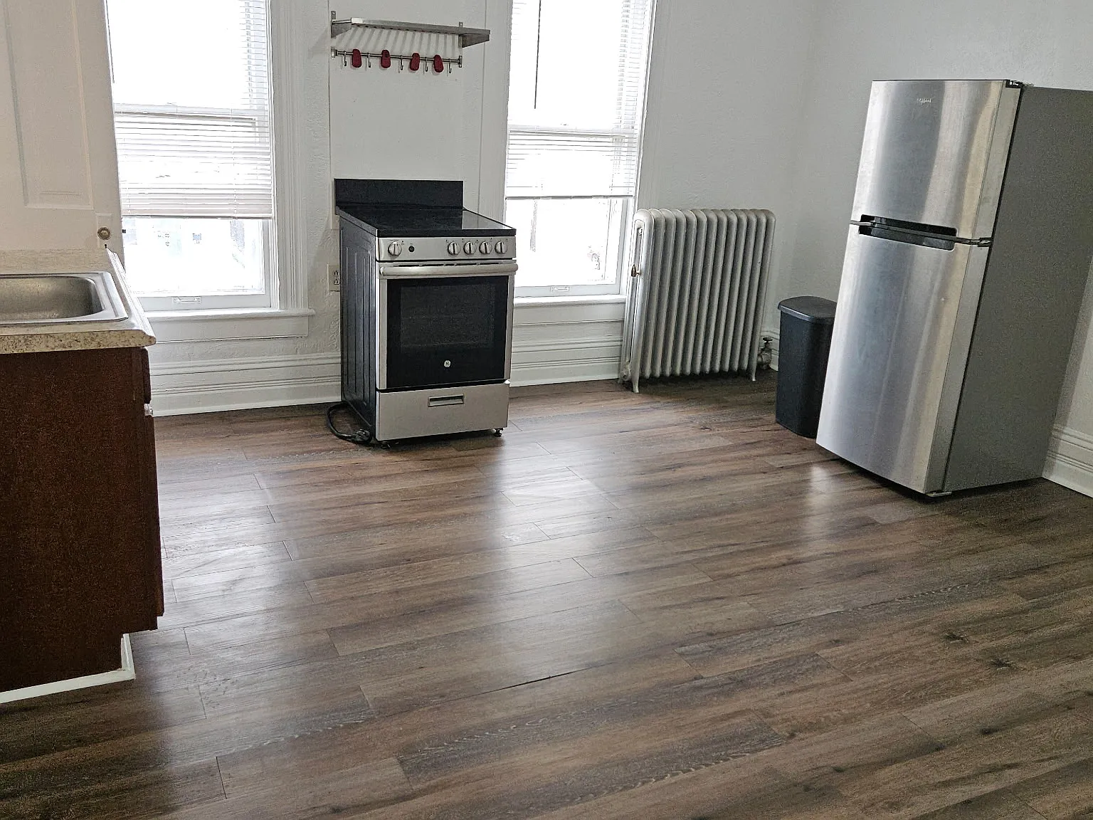 1 bed, 700 sqft, $950 — Photo 2