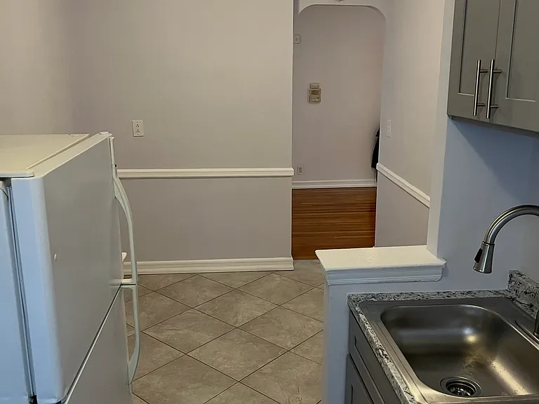 65-70 Booth St #1 — Photo 11