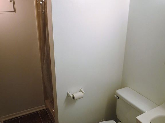 4th image of 1108 Juliana St #88