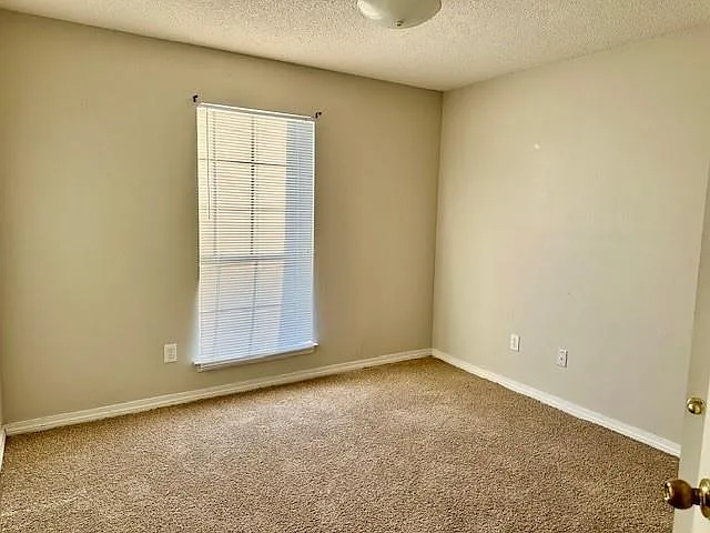 7330 Willow Pointe Dr N — Photo 13