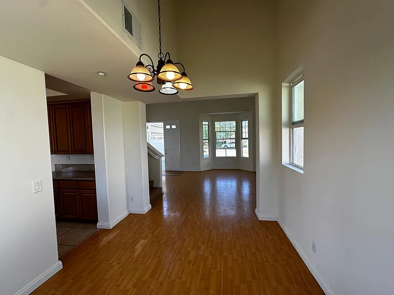 15841 Dianthus St — Photo 7