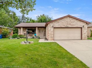 7551 N Farmington Rd, Westland, MI 48185