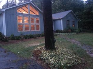 2416 Mont Haven Dr, Durham, NC 27712