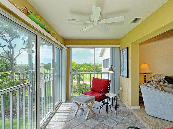 4th image of 9610 CLUB SOUTH CIRCLE #4302