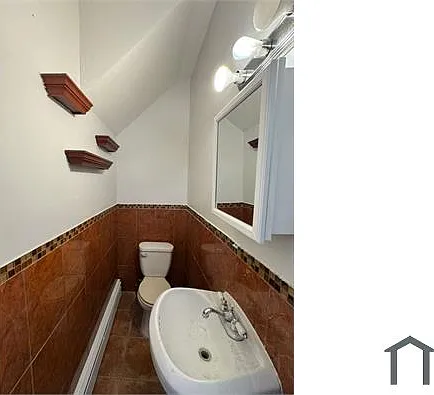 140 Johnson Ave #1 — Photo 4