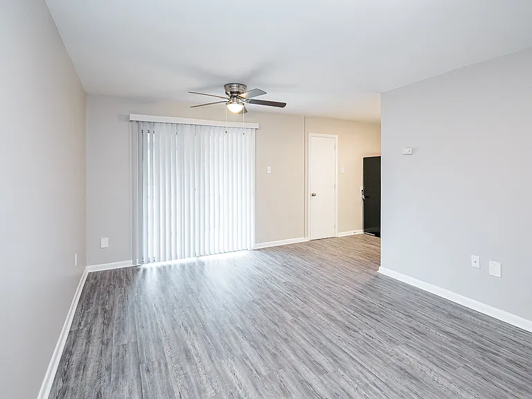 Hillcrest - One Bedroom One Bathroom