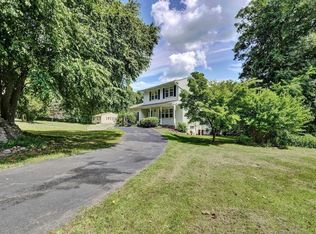 589 Shenandoah Rd, Hopewell Junction, NY 12533