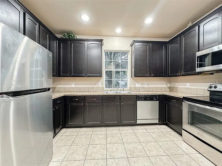 16771 Mammoth Springs Dr — Photo 8