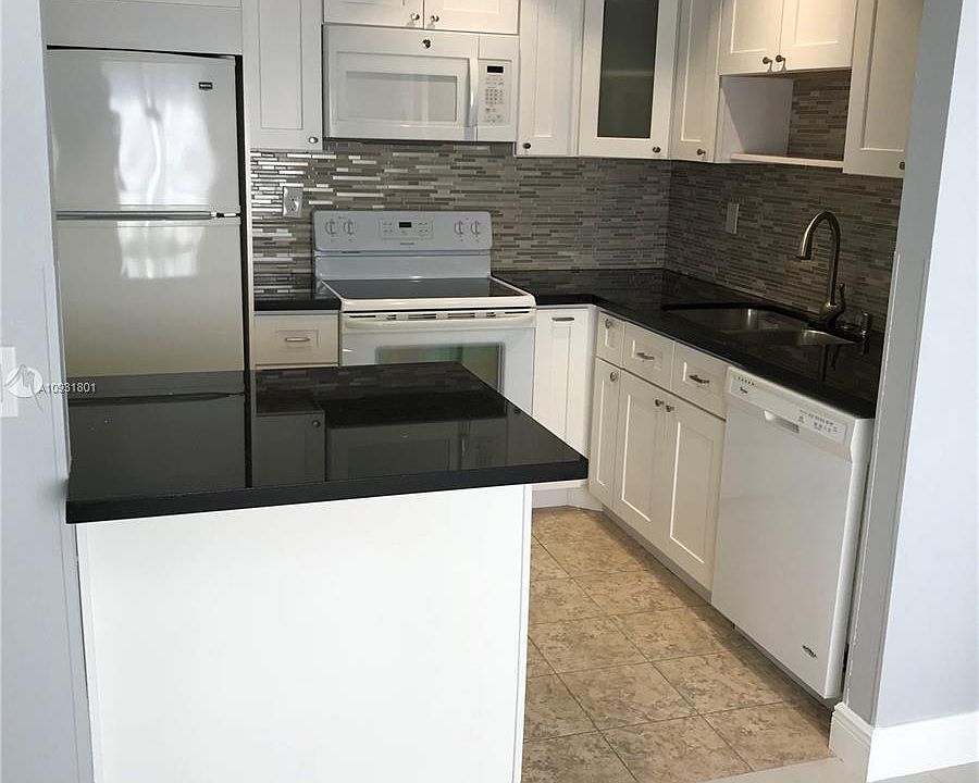1st image of 191 Burgundy Dr #D
