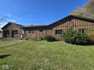 304 E Ohio St, Centerpoint, IN 47840