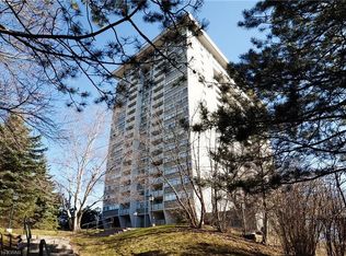 375 King St N #1604, Waterloo, ON N2J4L6