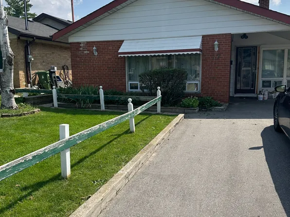 27 Haileybury Dr #Basement, Toronto, ON M1K 4X6