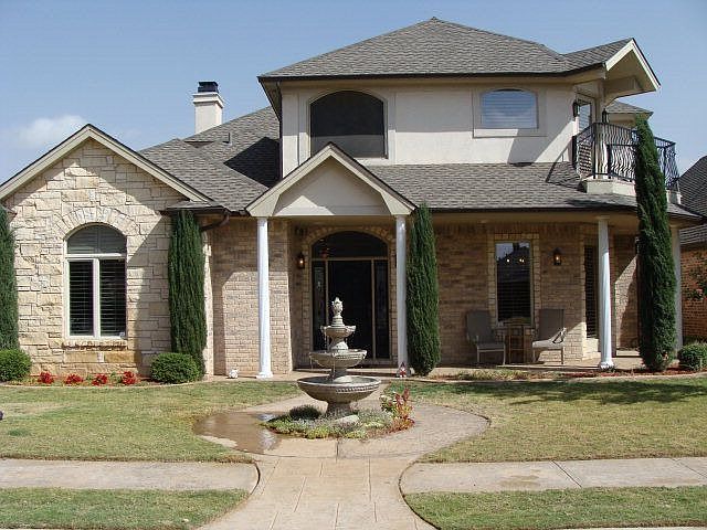 1st image of 10605 Topeka Ave