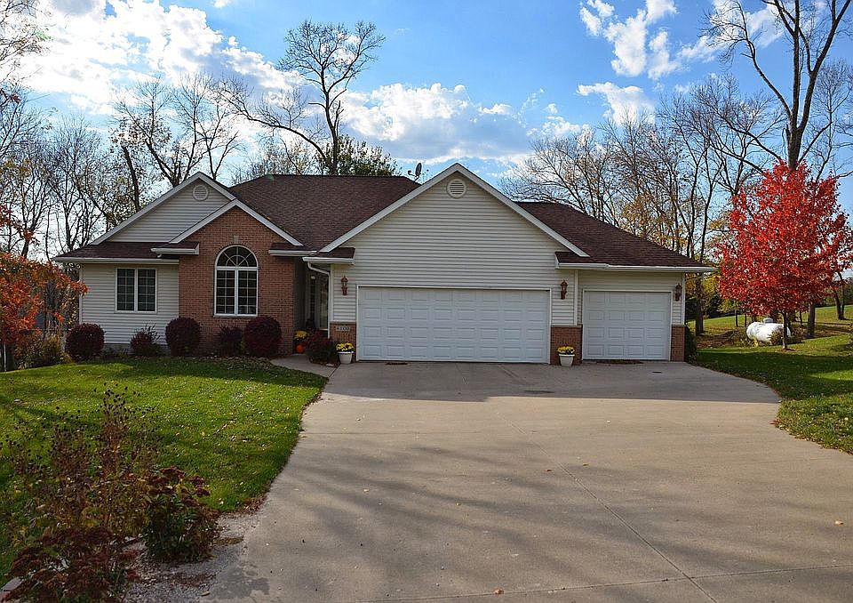 2nd image of 4108 Cedar Heights Dr