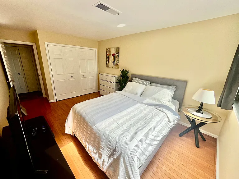 4420 Briarwood Ct N #24 — Photo 11