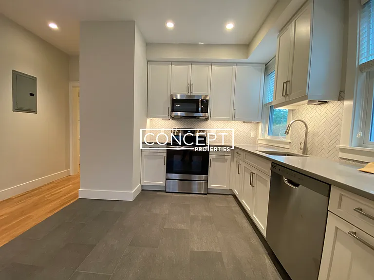 70-70A Spring Street — Photo 6