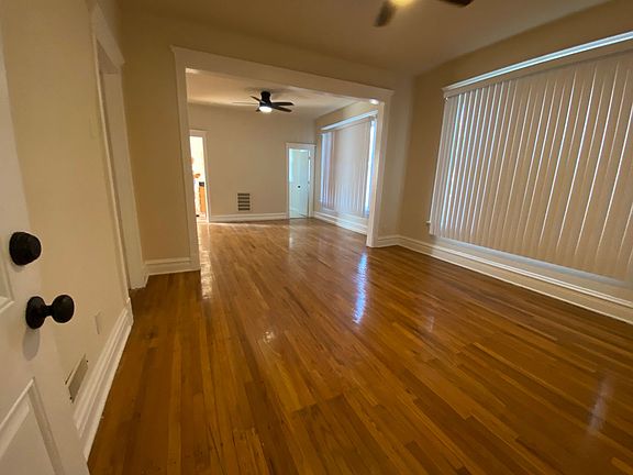 3rd image of 1325 N Homan Ave #2S
