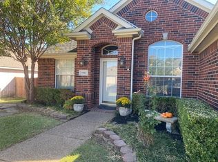1802 Copper Leaf Dr, Corinth, TX 76210