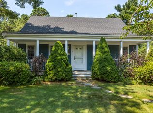 7 Alpine Cir, Sagamore Beach, MA 02562