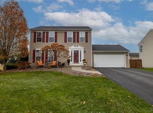 5504 Ravensthorpe Way, Clay, NY 13041