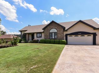 1426 Pointe Royale Dr, Branson, MO 65616