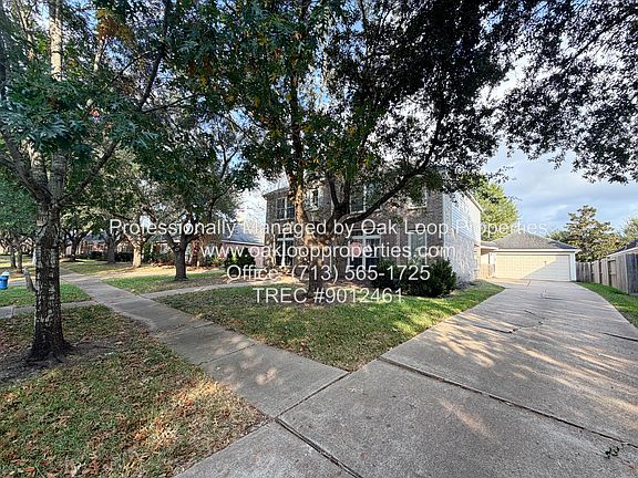 3rd image of 4518 Knight Lake Ct