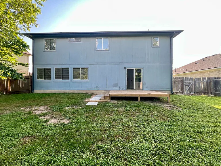 20805 Jumpers Delight Ln — Photo 37