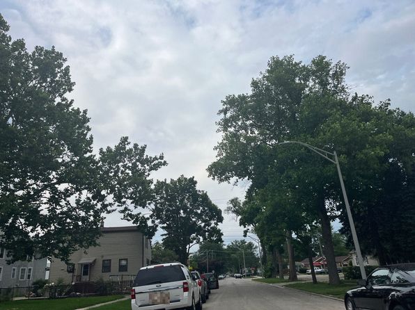 540 Frederick Ave, Bellwood, IL 60104