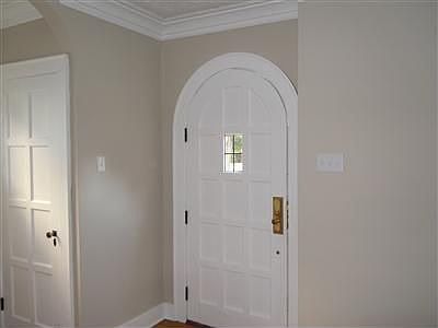 4th image of 108 Monteray Ave
