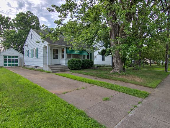 3rd image of 627 Starr Avenue
