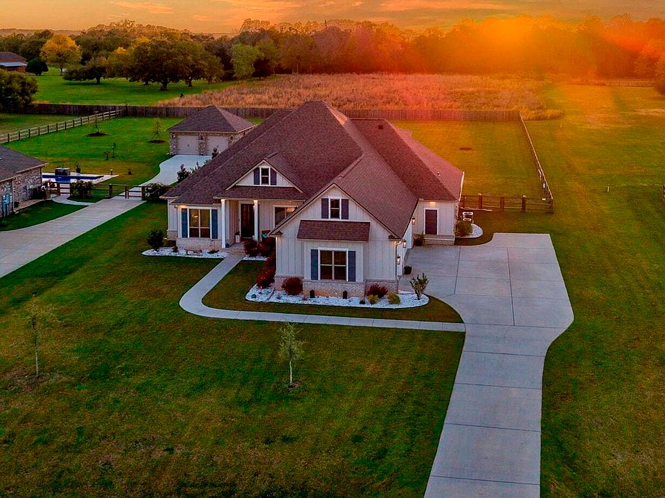 1st image of 33147 Walden Ln