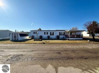 7382 Clans St, Alma, MI 48801