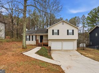 113 Hampton Dr, Dallas, GA 30132